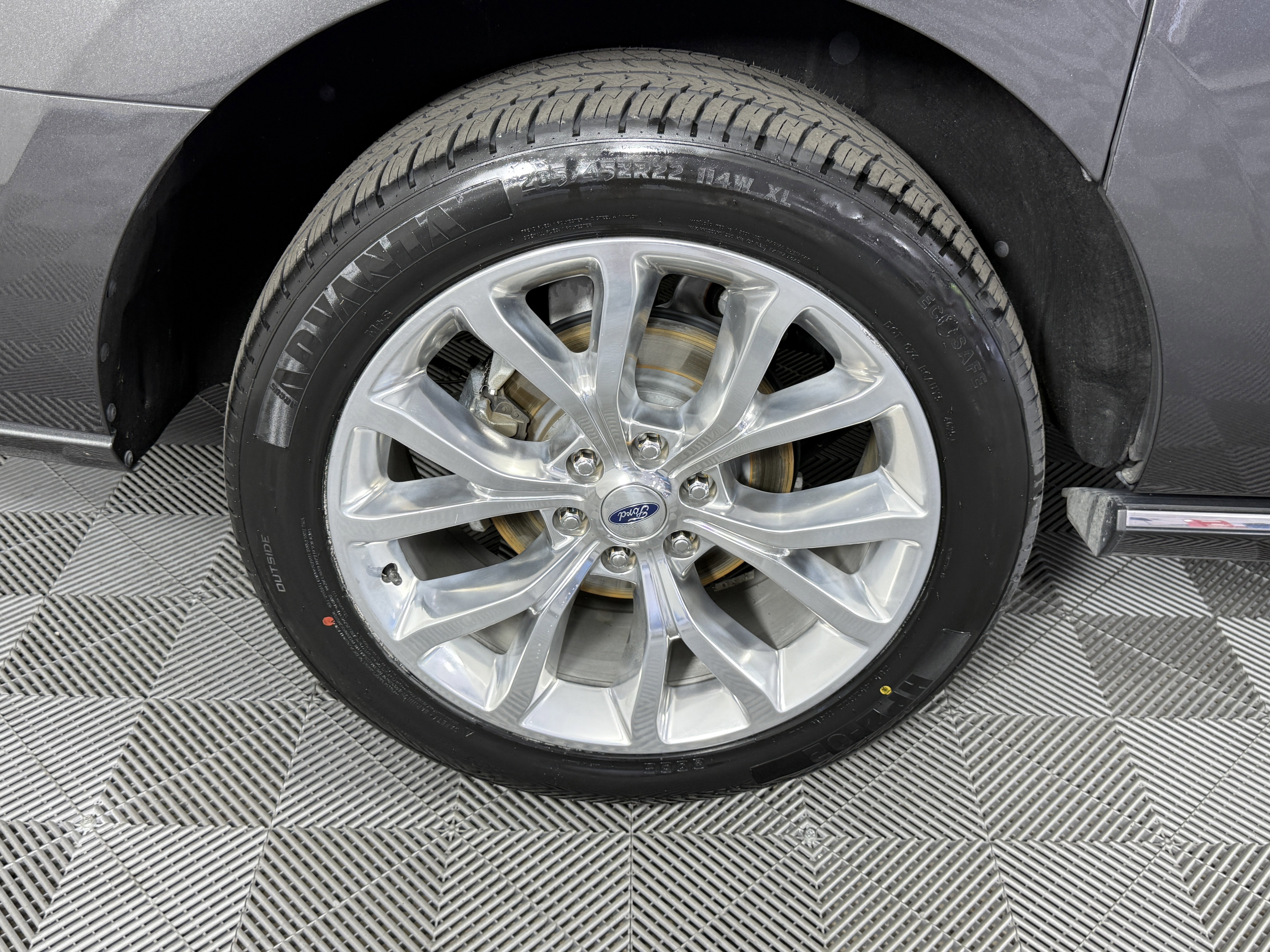 Certified 2018 Ford Expedition Max Platinum image 31