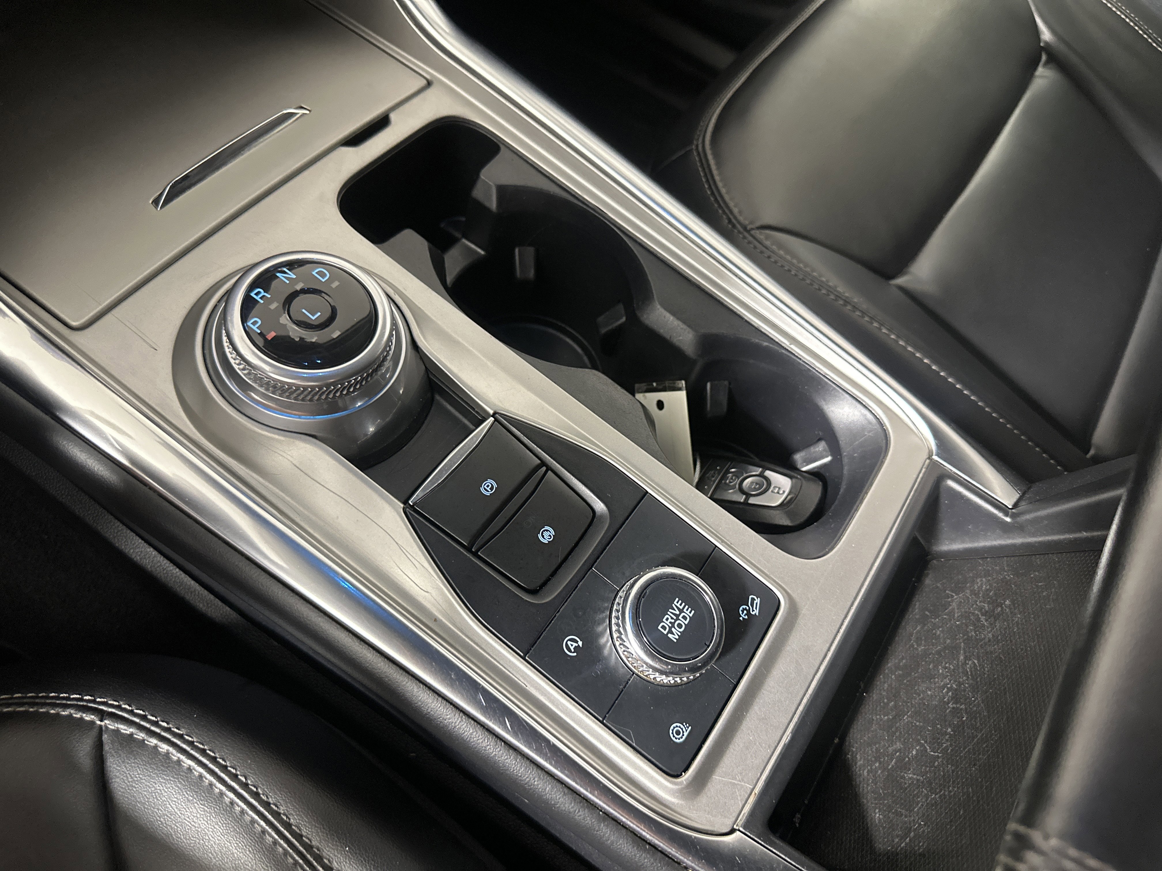 Certified 2021 Ford Explorer XLT w/ Equipment Group 202A image 20