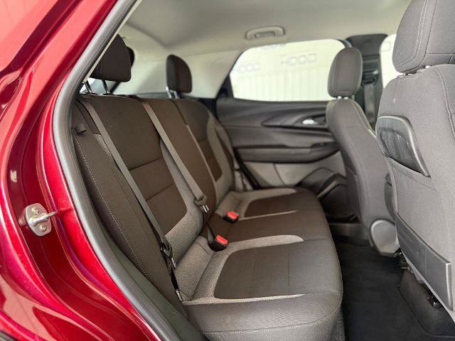 Used 2025 Chevrolet TrailBlazer LT FWD image 8