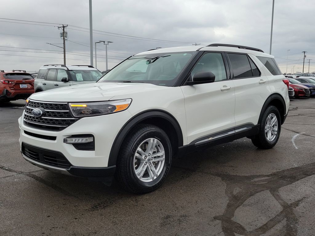 Certified 2023 Ford Explorer XLT w/ Equipment Group 202A image 8