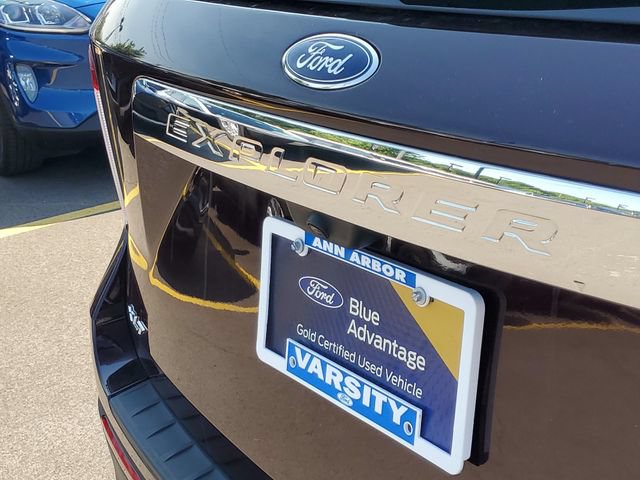 Certified 2023 Ford Explorer XLT w/ Equipment Group 202A AWD/4WD image 7