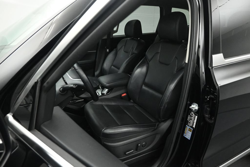 Used 2024 Kia Telluride S FWD image 9