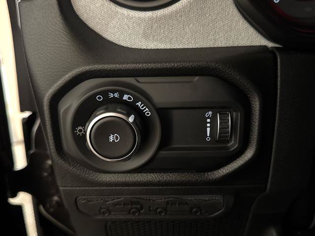 Used 2025 Jeep Wrangler Unlimited Sport AWD/4WD image 17