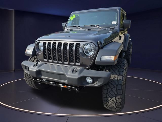 Used 2024 Jeep Wrangler Sport AWD/4WD image 9