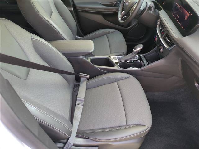 Used 2024 Buick Encore GX Preferred FWD image 19