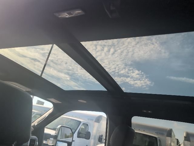 Certified 2023 Ford F150 Platinum w/ Equipment Group 701A High image 18