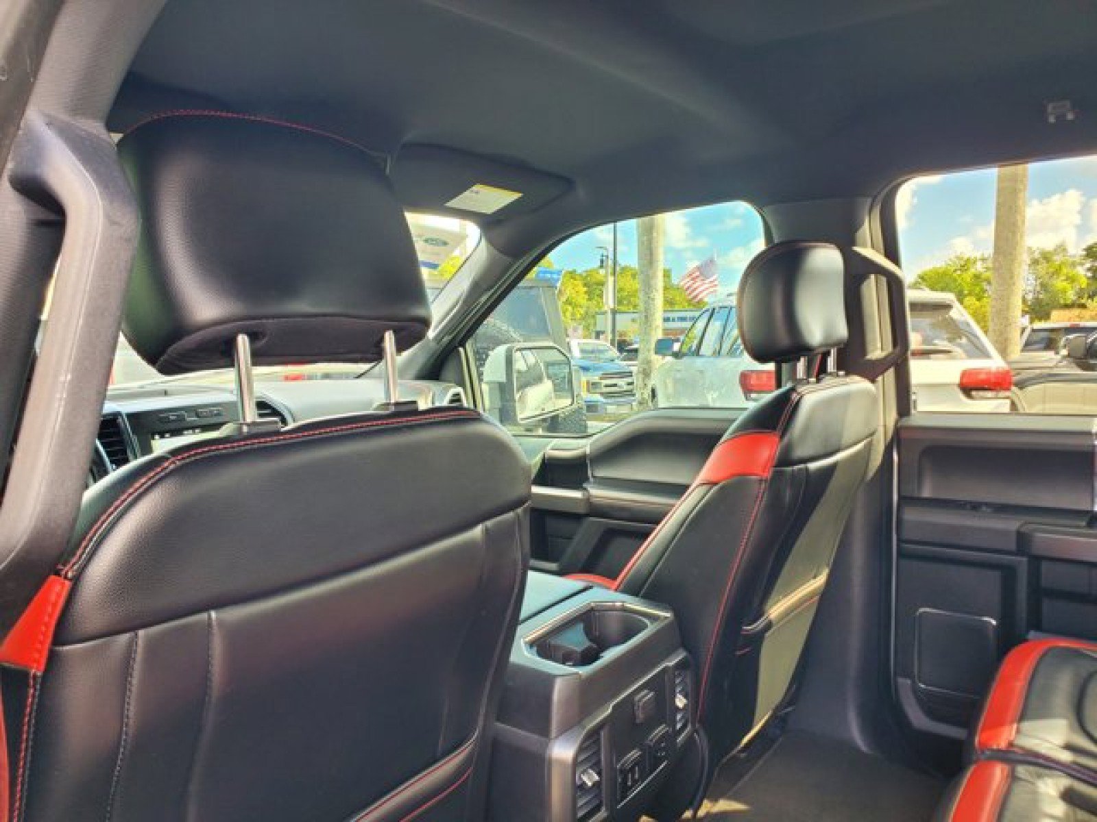 Certified 2019 Ford F150 Lariat image 28