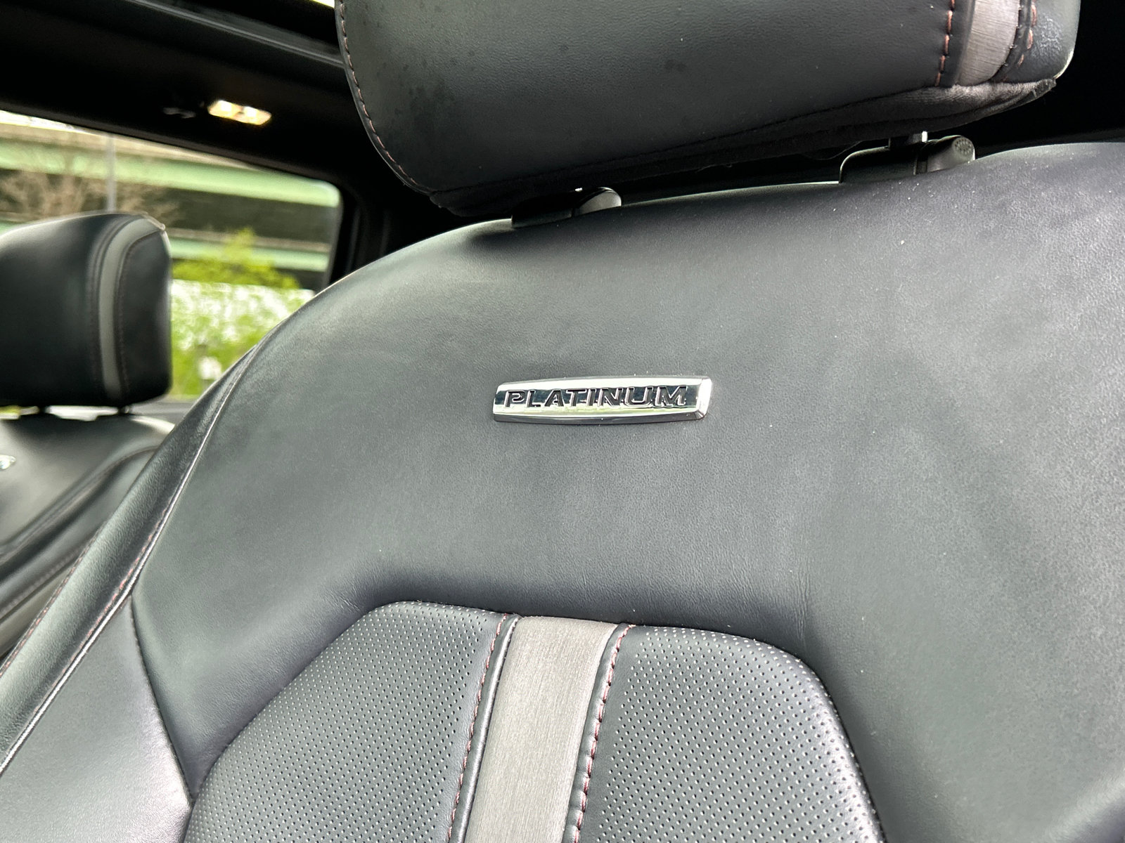 Certified 2022 Ford F350 Platinum AWD/4WD image 23