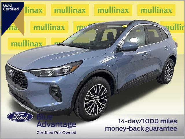 Certified 2025 Ford Escape SE w/ PHEV Premium Package image 1