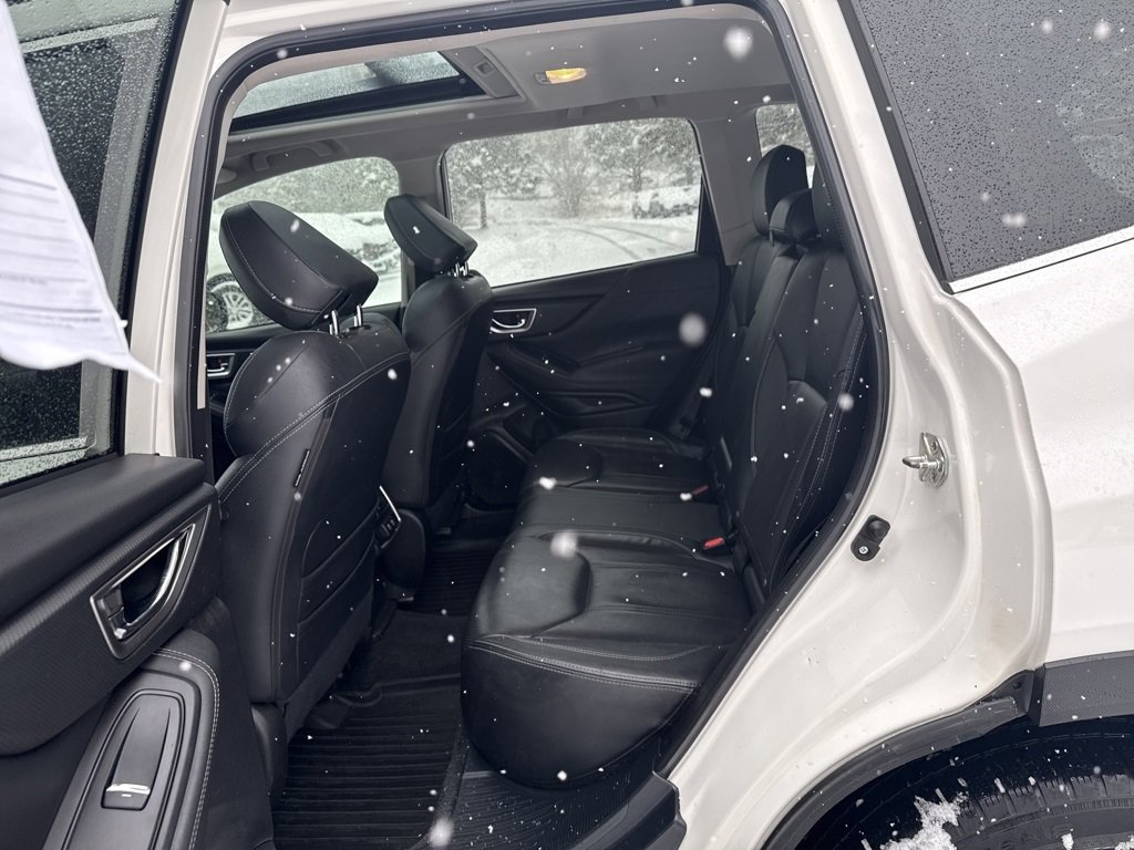 Used 2019 Subaru Forester Limited image 21