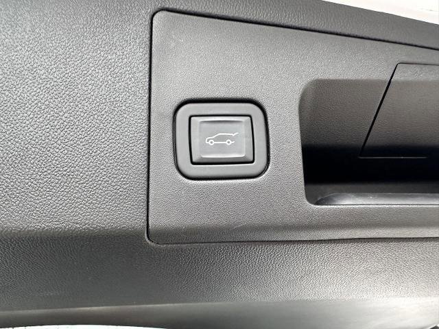 Used 2024 Cadillac XT5 Sportv image 13