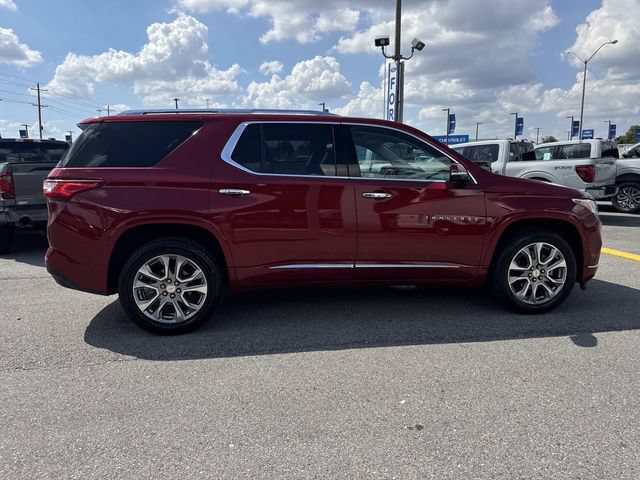 Used 2019 Chevrolet Traverse Premier w/ Driver Confidence II Package FWD image 4