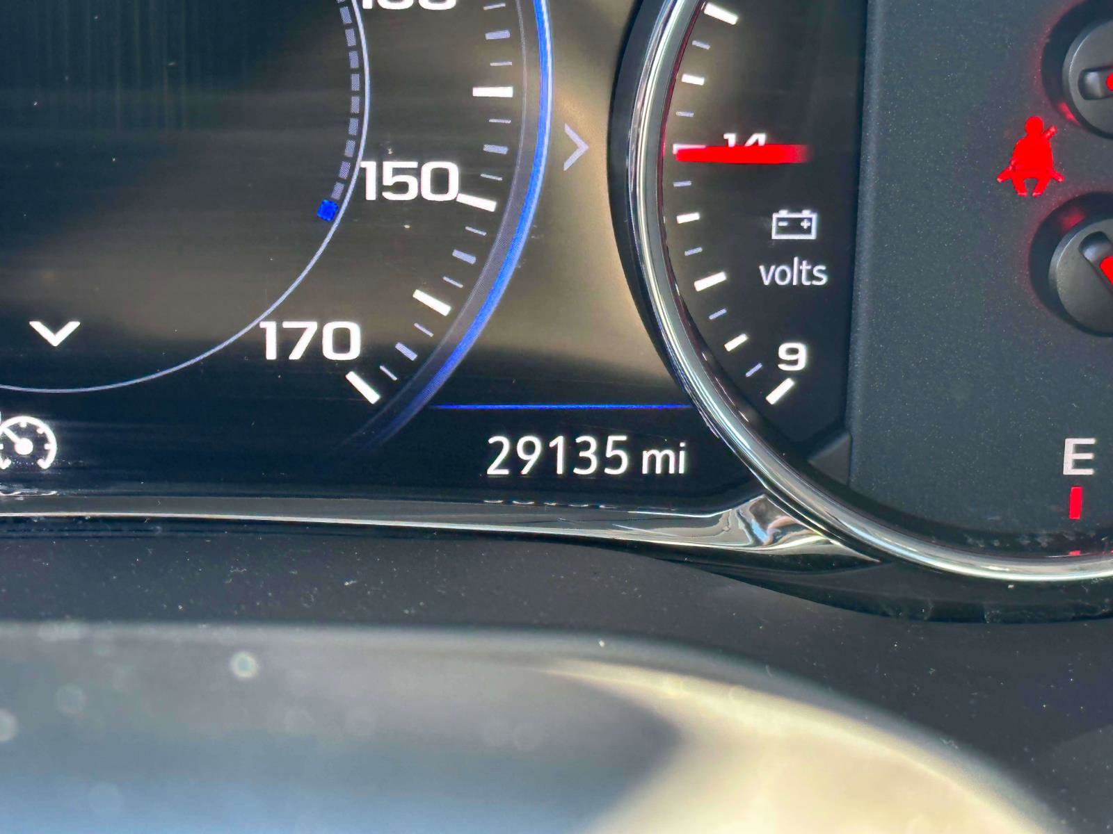 Used 2022 GMC Acadia SLT w/ Technology Package image 30