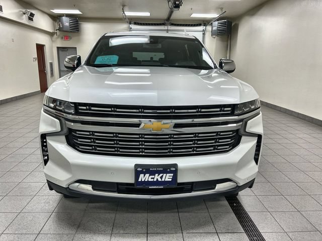 Used 2023 Chevrolet Suburban Premier AWD/4WD image 3