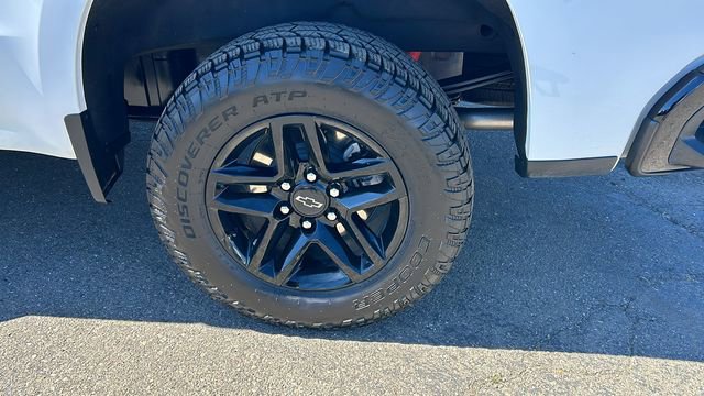 Used 2024 Chevrolet Silverado 1500 LT Trail Boss w/ Convenience Package II image 6