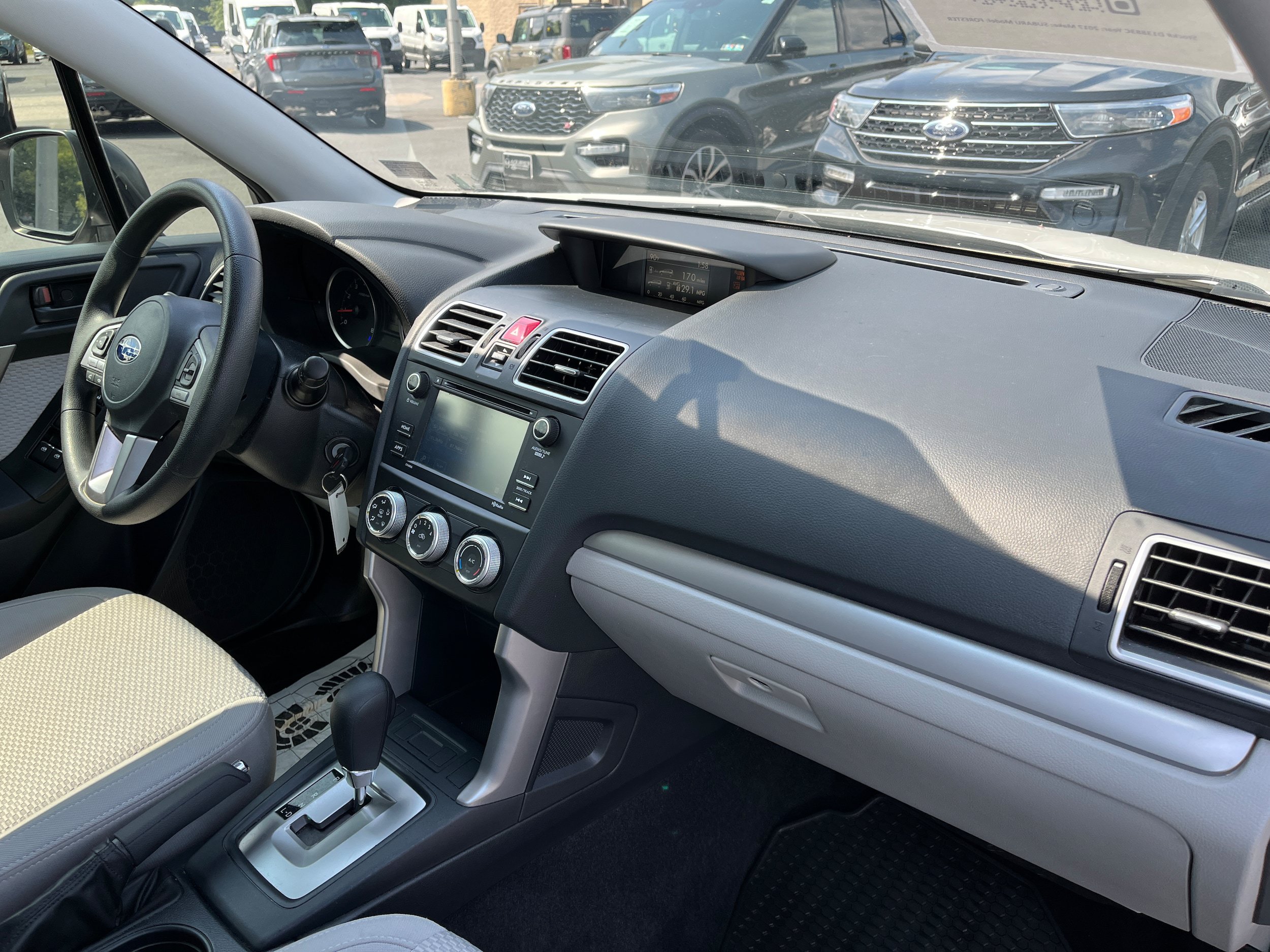 Used 2017 Subaru Forester 2.5i w/ Alloy Wheel Package AWD/4WD image 11