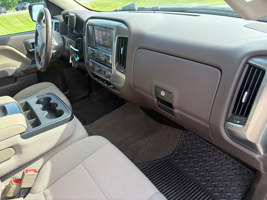 Used 2018 Chevrolet Silverado 1500 LT w/ All Star Edition AWD/4WD image 41