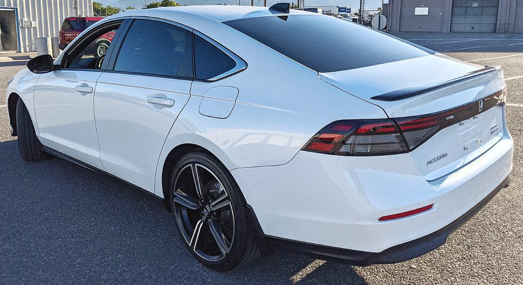 Used 2024 Honda Accord Sport image 4
