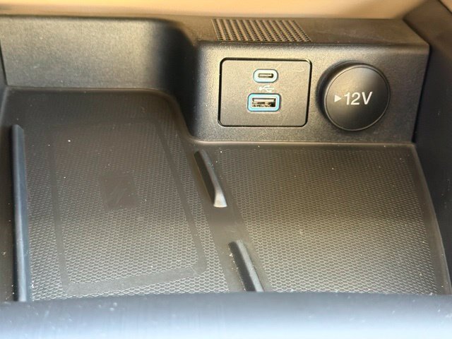 Certified 2022 Ford Escape SEL w/ Technology Package AWD/4WD image 19