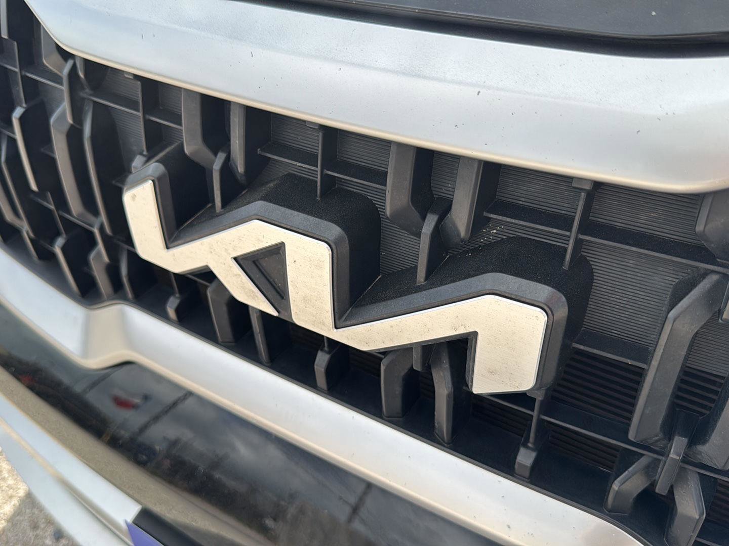 Used 2025 Kia Telluride EX image 33