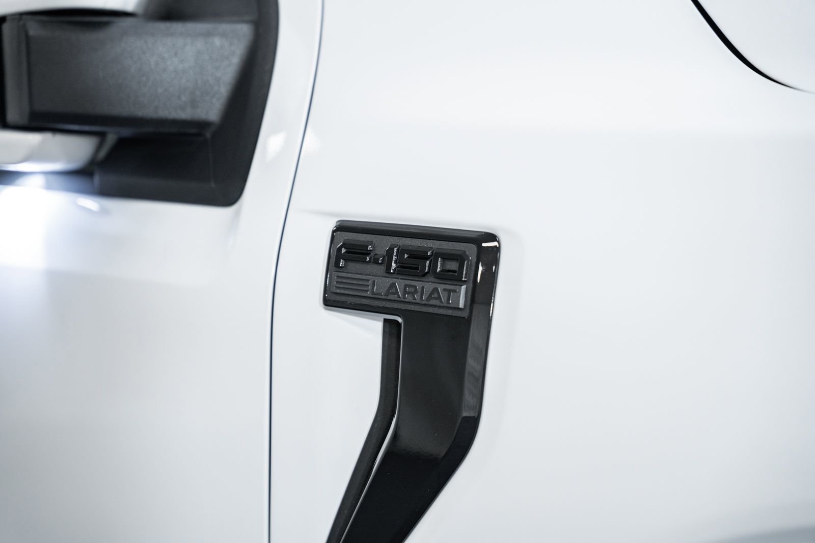 Certified 2023 Ford F150 Lariat w/ Equipment Group 502A High image 18