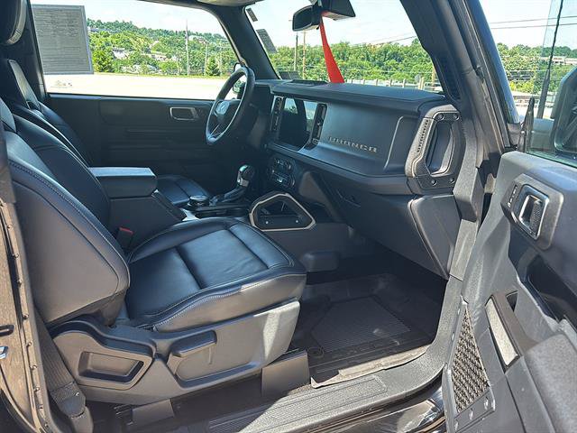 Certified 2025 Ford Bronco Badlands AWD/4WD image 18