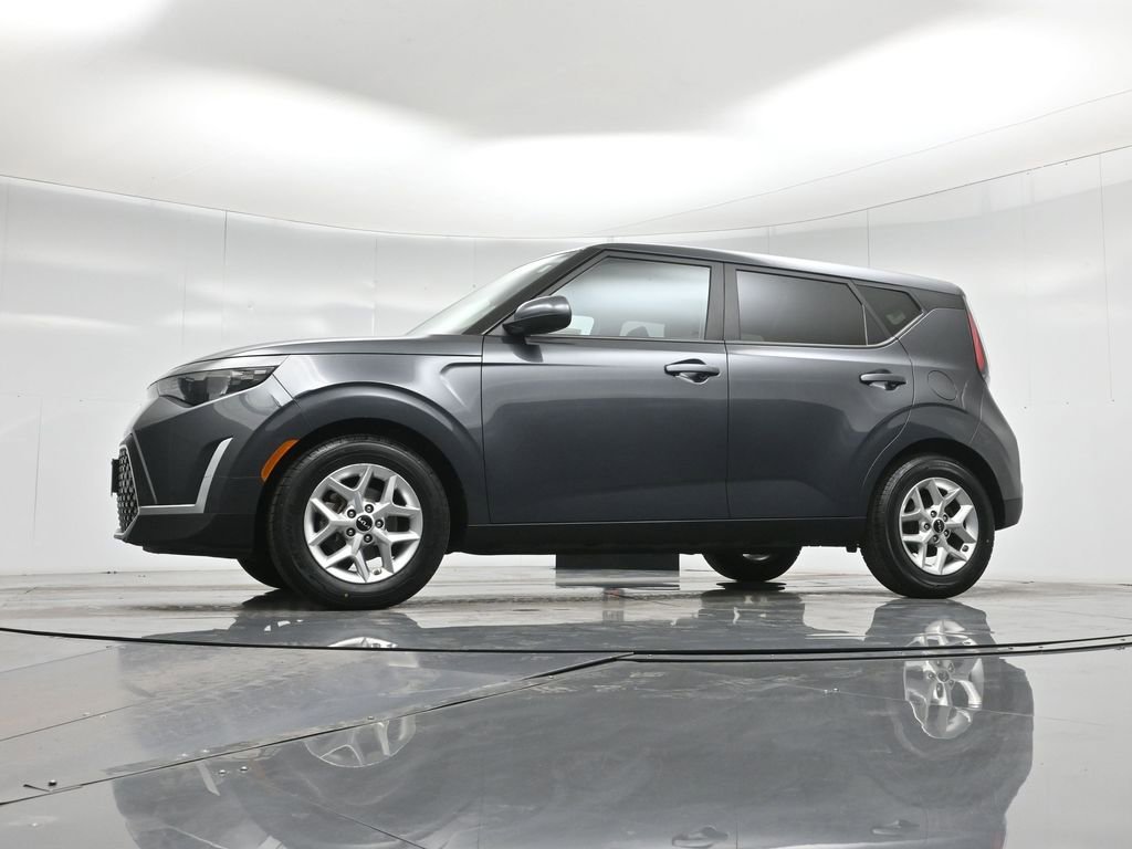 Used 2023 Kia Soul LX w/ Option Group 015 FWD image 51