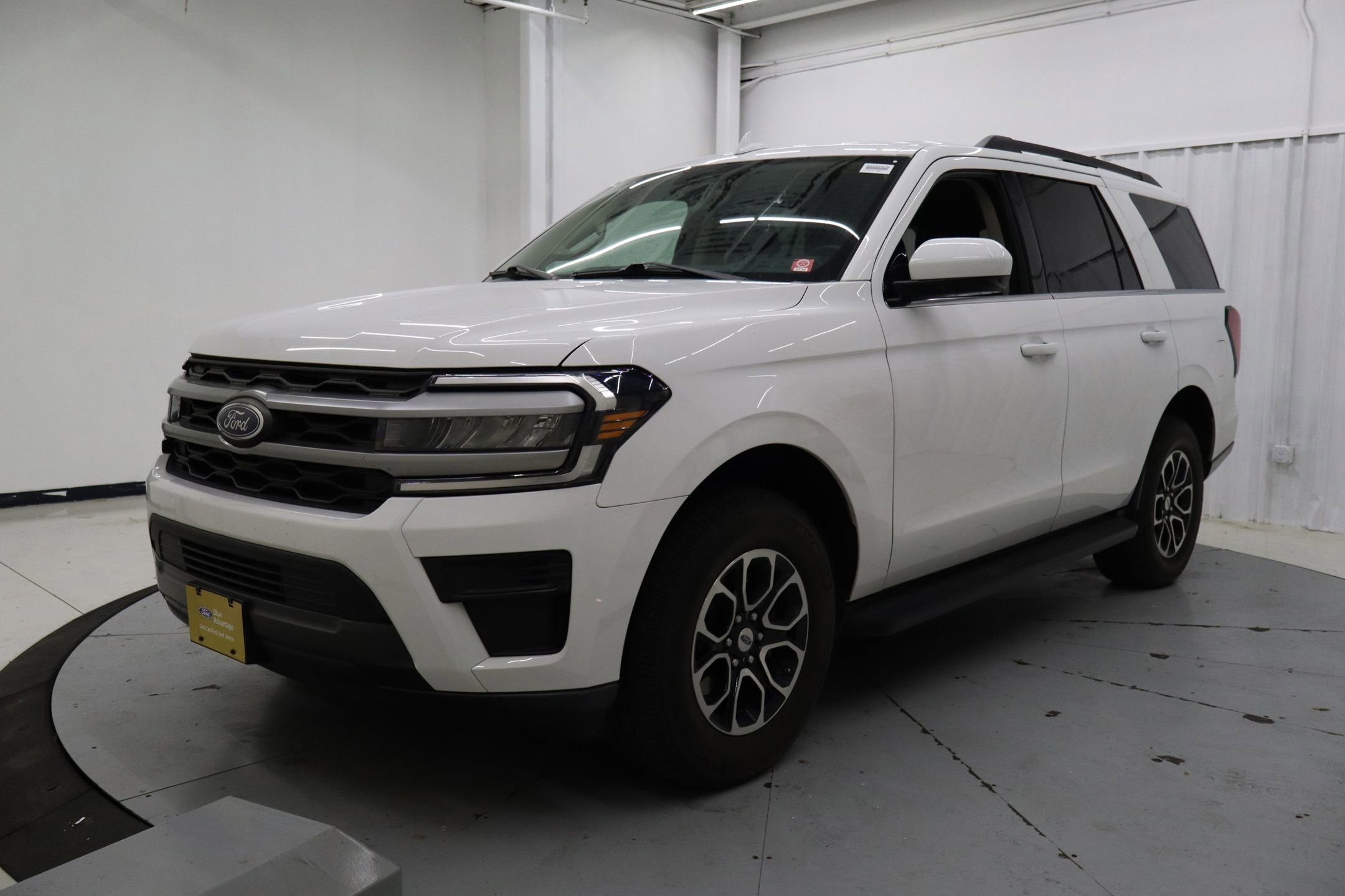 Certified 2022 Ford Expedition XLT image 10