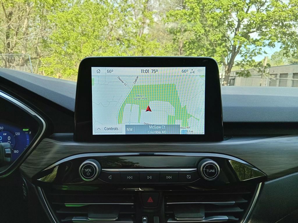 Certified 2020 Ford Escape Titanium w/ Titanium Premium Package 2.0 image 21