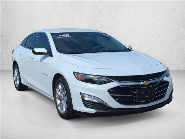 Used 2019 Chevrolet Malibu LT w/ Driver Confidence Package II FWD image 4