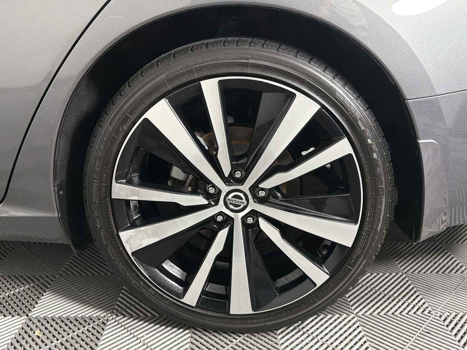 Used 2022 Nissan Altima 2.5 SR FWD image 21