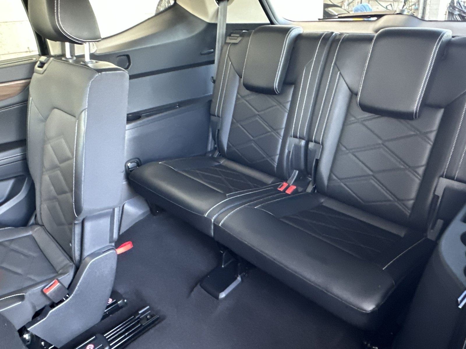 Used 2024 Volkswagen Atlas SE FWD image 39