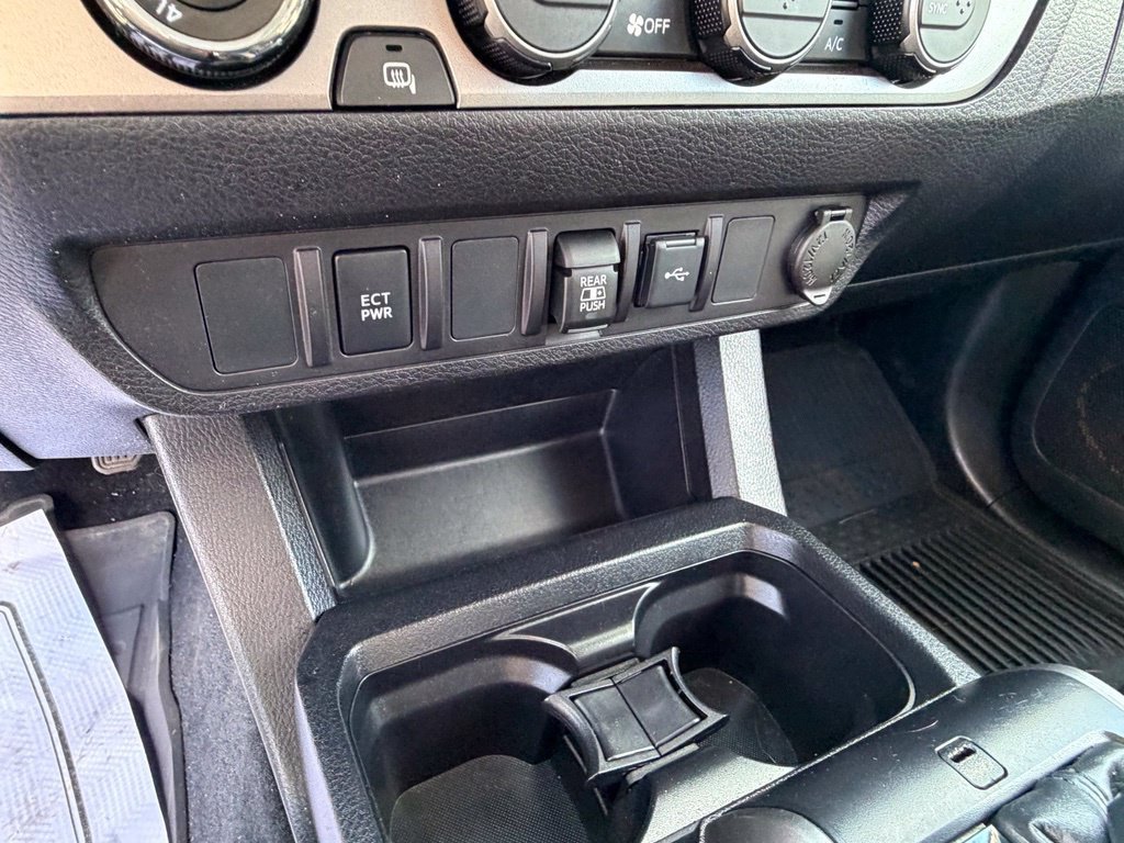 Used 2021 Toyota Tacoma SR5 w/ Trail Edition AWD/4WD image 21