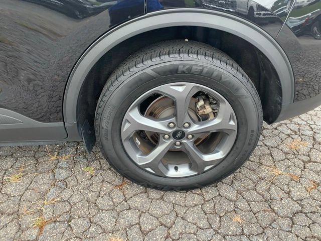 Certified 2025 Ford Escape ST-Line Select AWD/4WD image 36