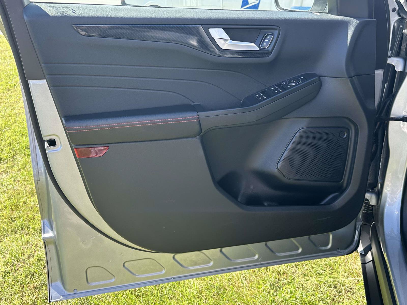 Certified 2023 Ford Escape ST-Line w/ Equipment Group 301A FWD image 19