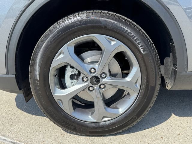 Certified 2025 Ford Escape ST-Line w/ Tech Pack #1 image 13