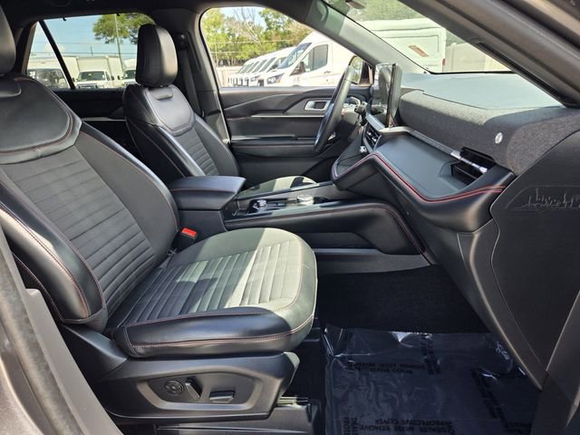 Certified 2025 Ford Explorer ST-Line w/ Premium Package RWD image 19