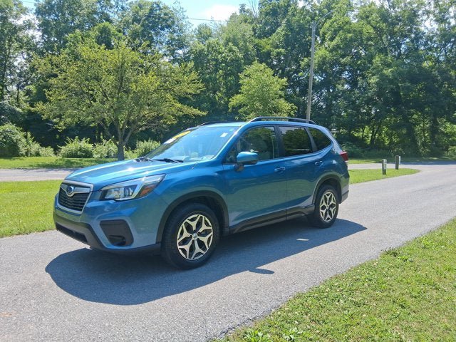 Used 2020 Subaru Forester Premium AWD/4WD image 3