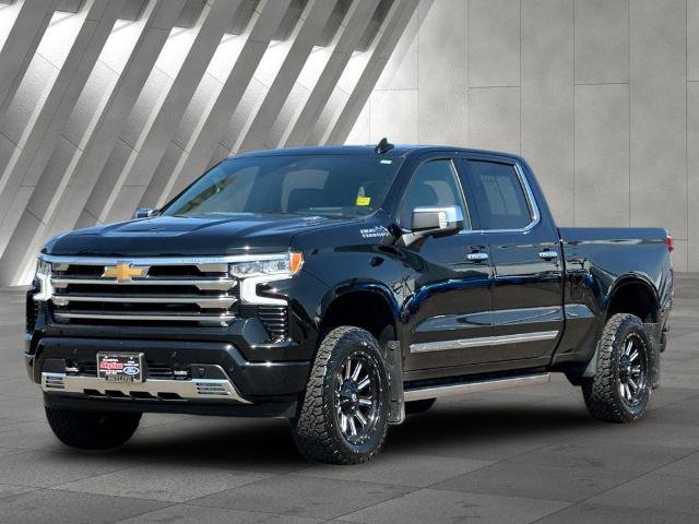 Used 2024 Chevrolet Silverado 1500 High Country w/ Technology Package AWD/4WD image 7