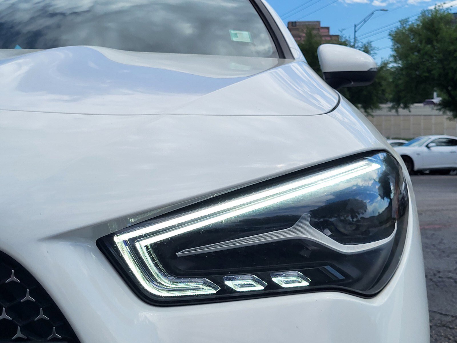 Used 2025 Mercedes-Benz CLA 250 4MATIC image 11