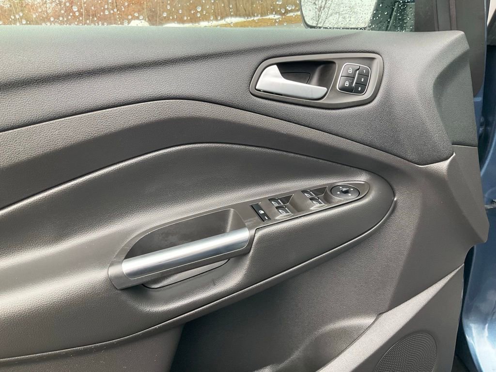 Certified 2018 Ford Escape Titanium w/ Ford Safe & Smart Package image 18