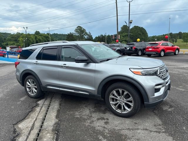 Certified 2021 Ford Explorer Limited AWD/4WD image 3