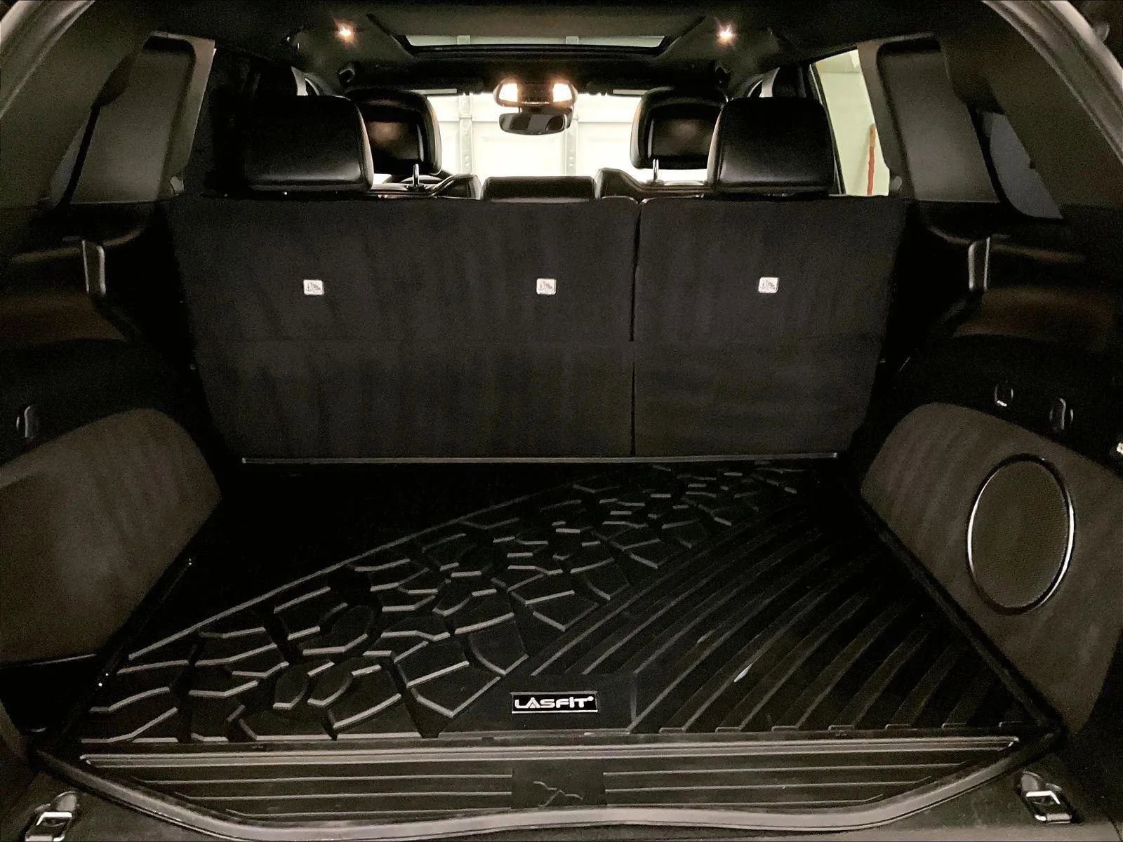 Used 2019 Jeep Grand Cherokee Overland AWD/4WD image 33