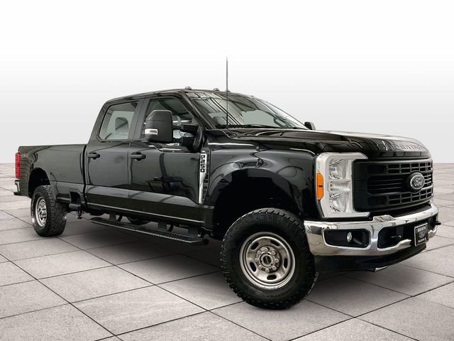 Certified 2023 Ford F250 XL w/ XL Off-Road Package AWD/4WD image 2