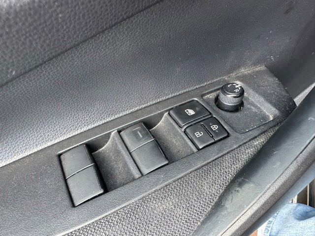 Used 2023 Toyota Corolla LE image 21