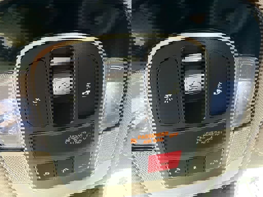 Used 2023 Hyundai Sonata Limited w/ Preferred Accessory Package image 30