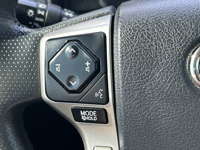 Used 2024 Toyota 4Runner Limited AWD/4WD image 37