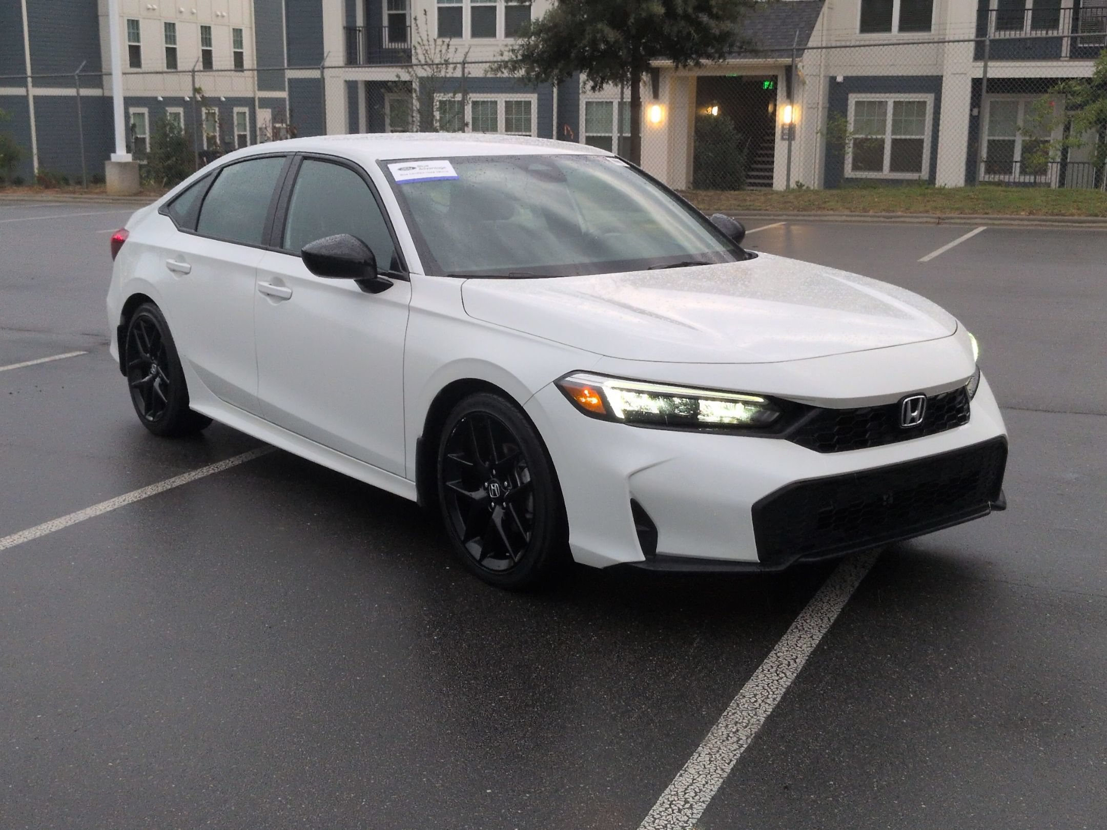 Used 2025 Honda Civic Sport image 2