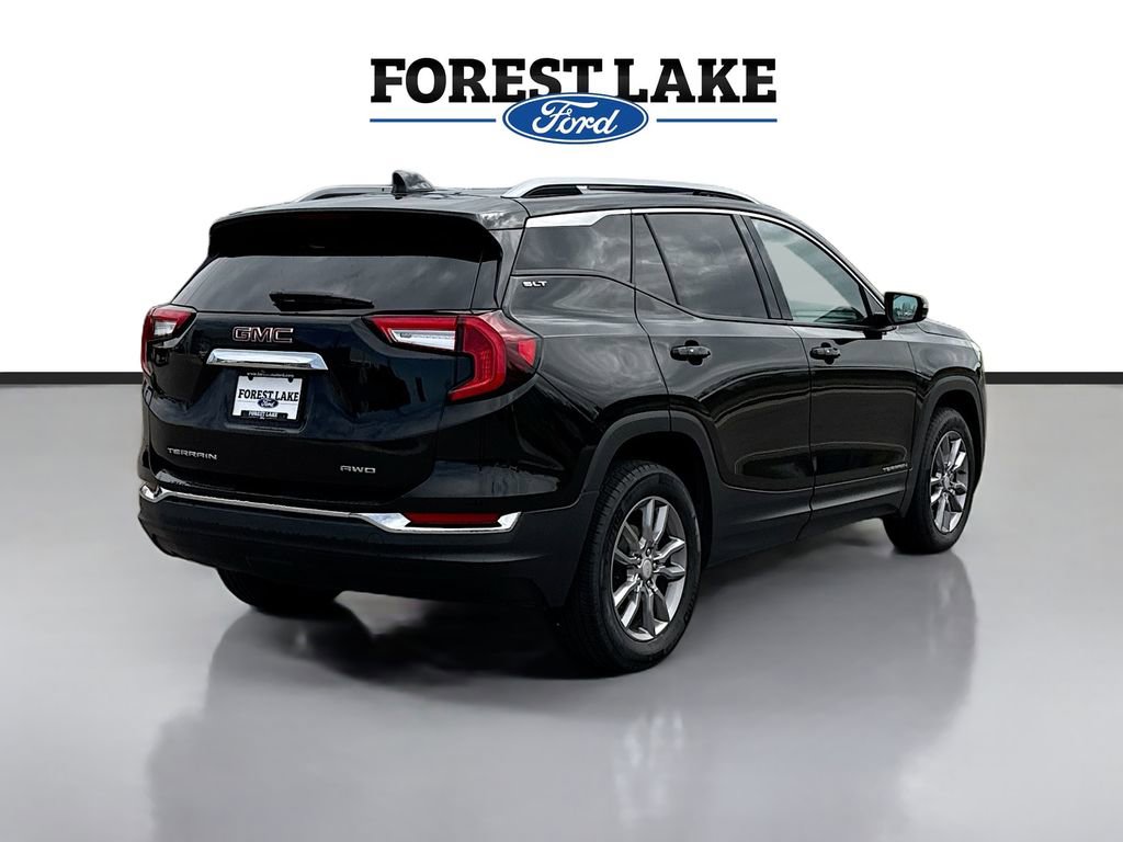 Used 2024 GMC Terrain SLT AWD/4WD image 7