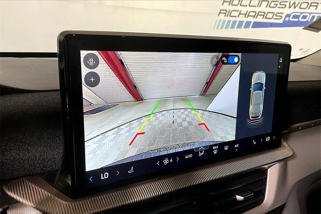 Certified 2025 Ford Explorer Active image 17